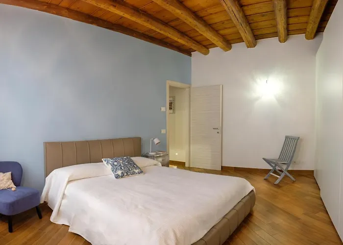 La Terrazza In Centro Apartment