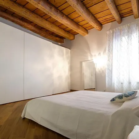 Apartment La Terrazza In Centro *