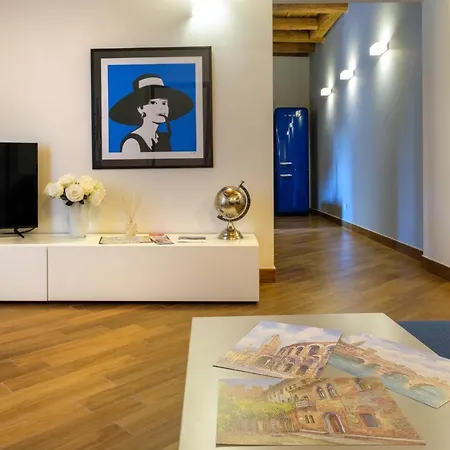 Apartment La Terrazza In Centro Verona